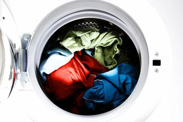 Kleidung in der Wäscherei — Stockfoto