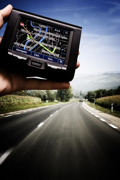 GPS dans une main d'homme — Photo