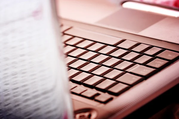 Laptop moderno e elegante. — Fotografia de Stock