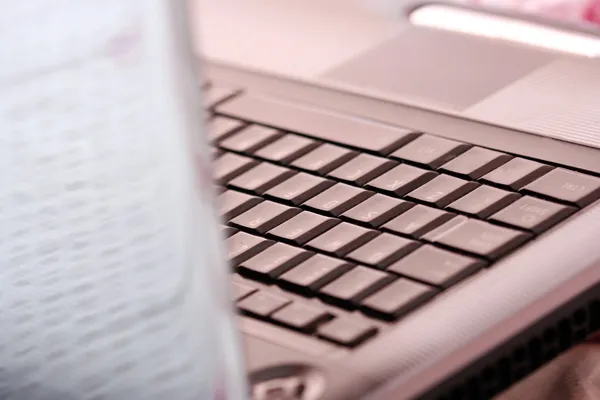 Laptop moderno e elegante. — Fotografia de Stock