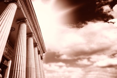 Yunan pillars