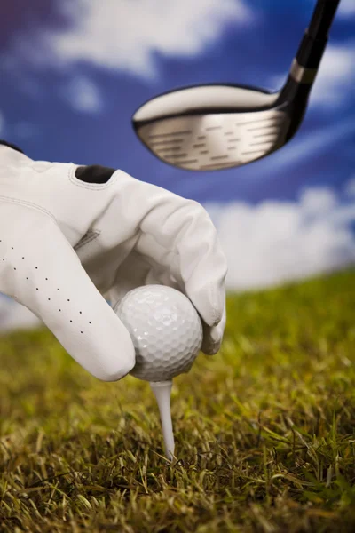 Hand und Golfball — Stockfoto