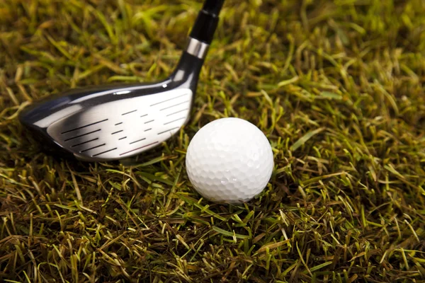 Playing golf, ball on tee — Stock Photo, Image