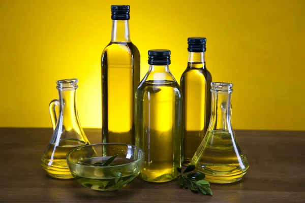 Bouteilles d'huile d'olive — Photo