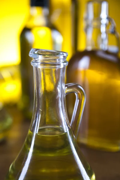 Carafe à l'huile d'olive — Photo