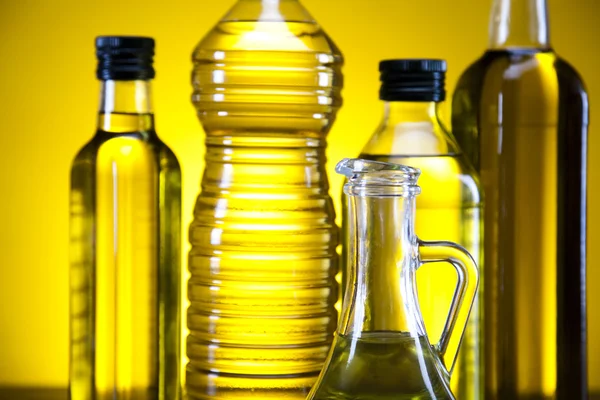 Verse olijven, olijf olie — Stockfoto