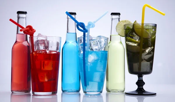 Набор алкогольных напитков — стоковое фото