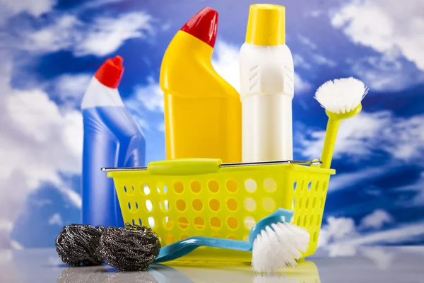 Verscheidenheid van schoonmaakproducten — Stockfoto