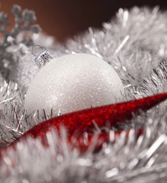 Baubles de Natal tradicionais — Fotografia de Stock