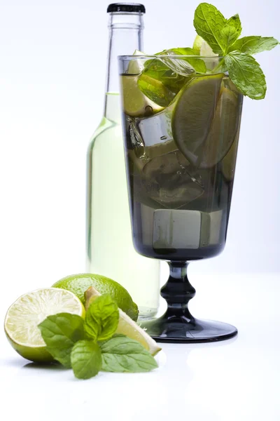 Fresh mojito drink — Stock Photo, Image