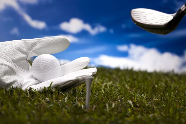 Main et balle de golf — Photo