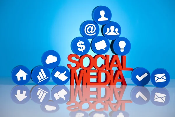 Concetto Internet con i social media — Foto Stock