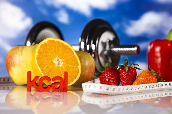 Kost och fitness, dumbell på vitaminer — Stockfoto