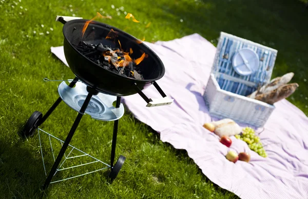 Brand, varm grillning — Stockfoto