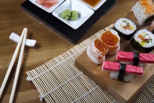 Asiatisches Essen Sushi — Stockfoto