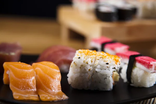 Variazione di cibo di sushi saporito fresco — Foto Stock