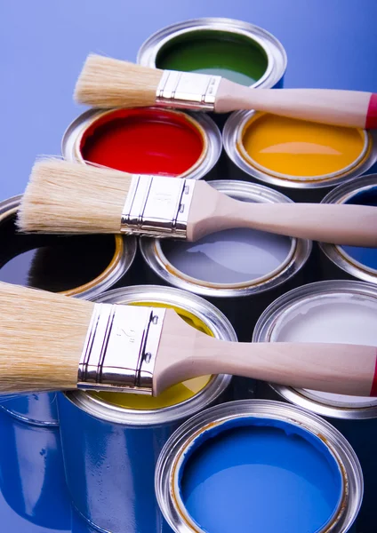 Paint and brushes — Stock Photo, Image