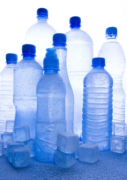 Agua de botella — Foto de Stock
