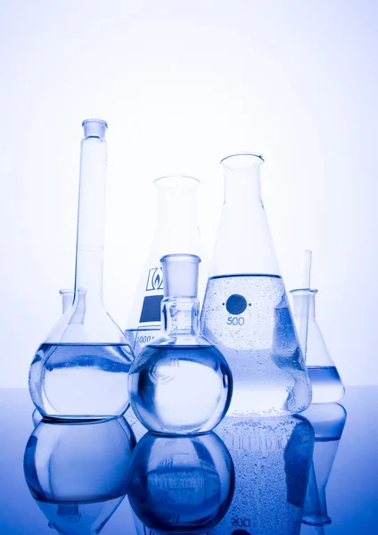 Equipo de laboratorio de vidrio —  Fotos de Stock