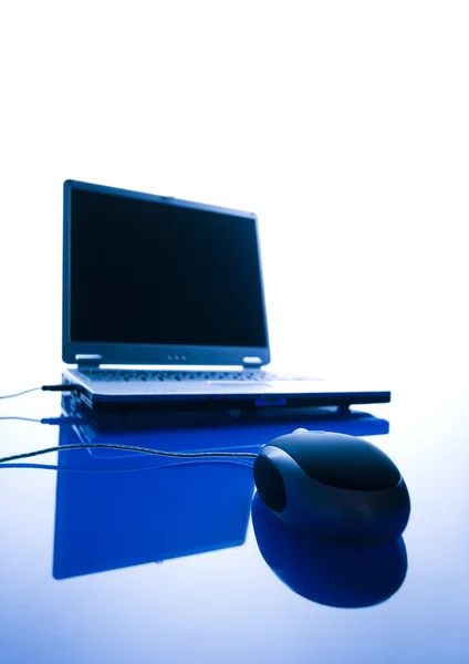 Laptop & Mouse — Stock Photo, Image