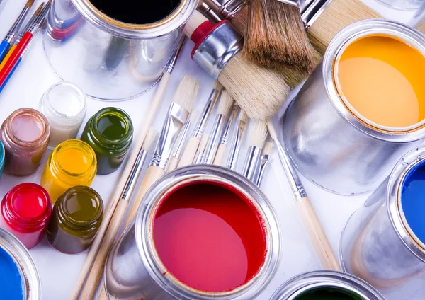 Paint and brushes — Stock Photo, Image