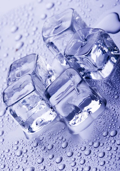 Ice cubes — Stock Photo, Image