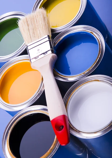 Paint and brush — Stock Photo, Image