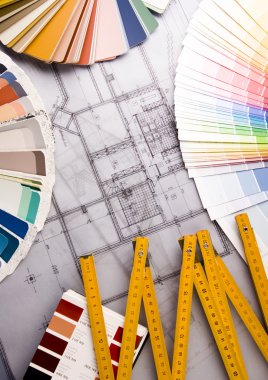 ev planı üzerinde arka plan ile seçim için renk örnekleri