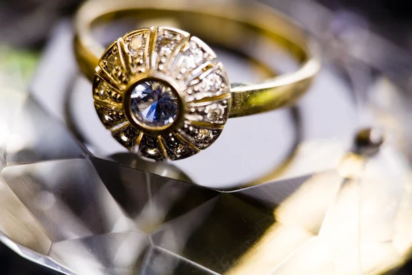 Bague sur le diamant — Photo