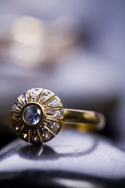 Edelsteen ring — Stockfoto