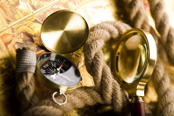 Magnifying glass & Compass — Stock Photo, Image
