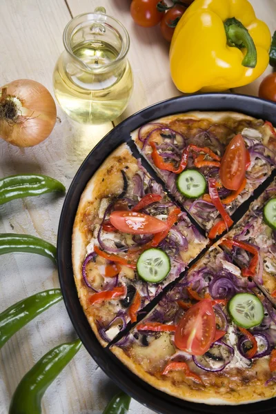 Pizza con verdure — Foto Stock