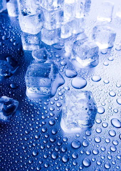 Ice cubes — Stock Photo, Image