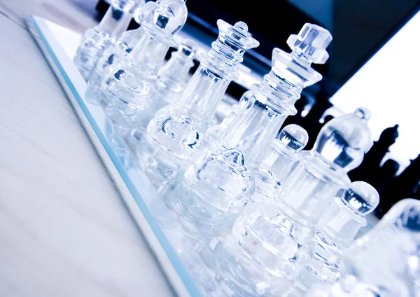 Glass chess with laptop — Stock Photo, Image