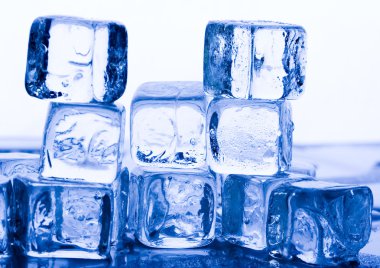 Buz küpleri