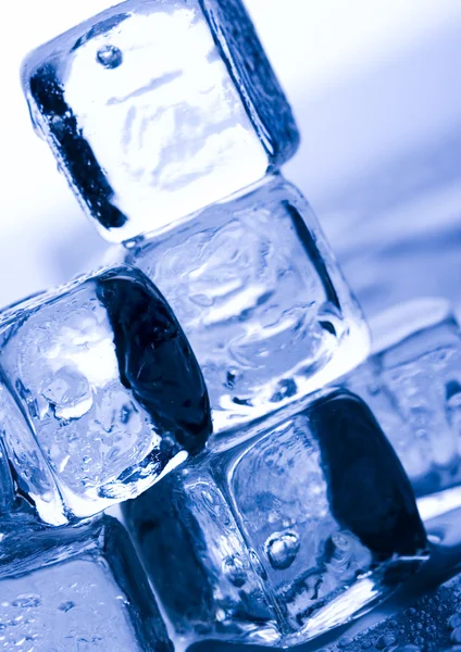 Ice cubes — Stock Photo, Image