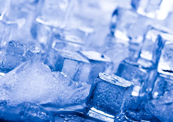 Ice cubes — Stock Photo, Image