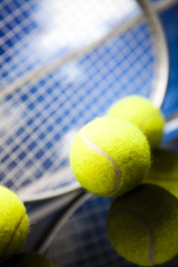 Tenis topu