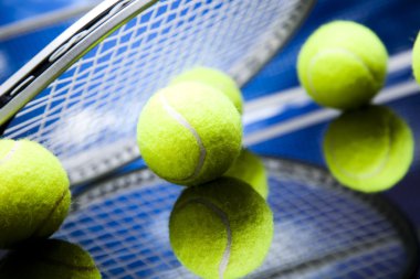 Tenis topu