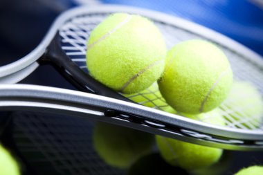 Tenis topu