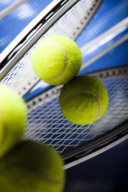 Tenis topu