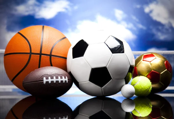 Sport ballen, een heleboel ballen en spullen — Stockfoto
