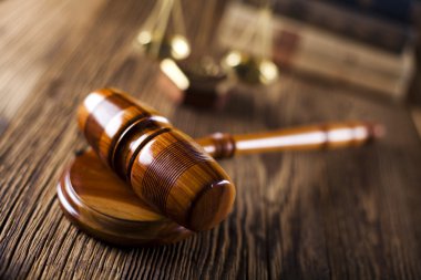 Yargıçlar tahta Tokmak, hukuk