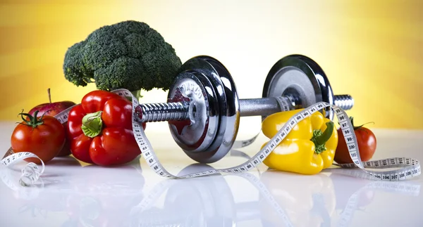 Vitamine en fitness dieet, dumbell — Stockfoto