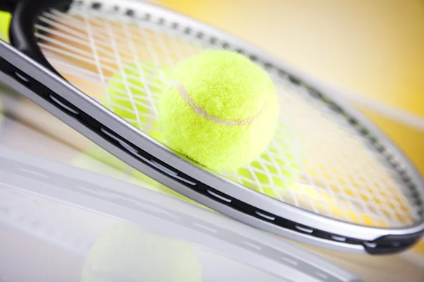 Tennis Ball & Racket — Stock Photo, Image