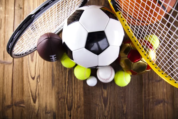 Urheiluvälineet ja pallot — kuvapankkivalokuva