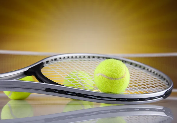 Tennisboll & racket — Stockfoto
