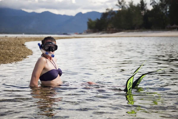 Mujer y buceo —  Fotos de Stock