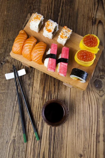 Japanisches Sushi — Stockfoto