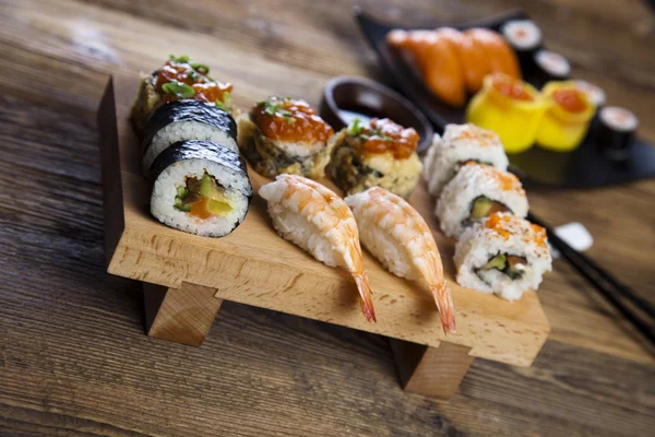 Japanisches Sushi — Stockfoto